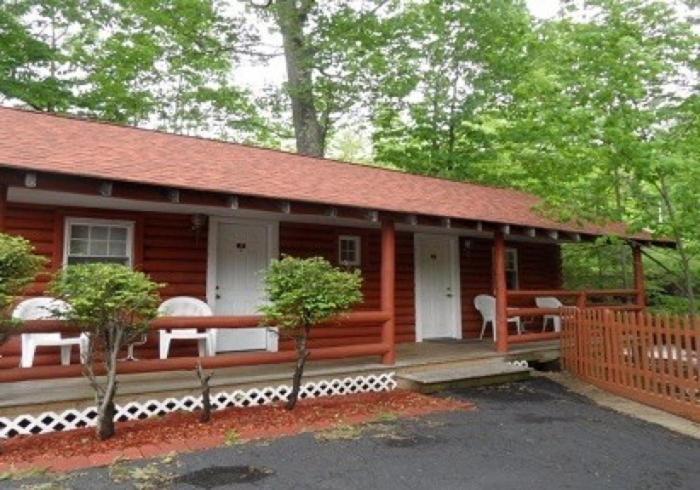 Seven Dwarfs Motel&Cabins Lake George Buitenkant foto