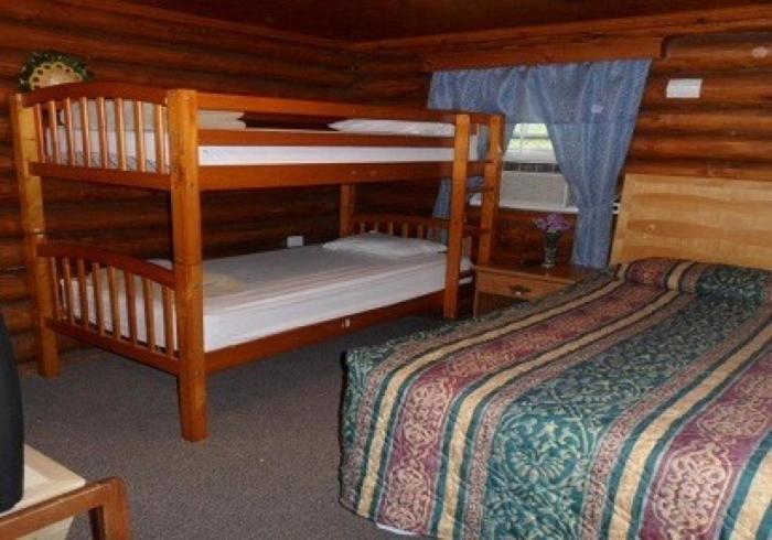 Seven Dwarfs Motel&Cabins Lake George Buitenkant foto