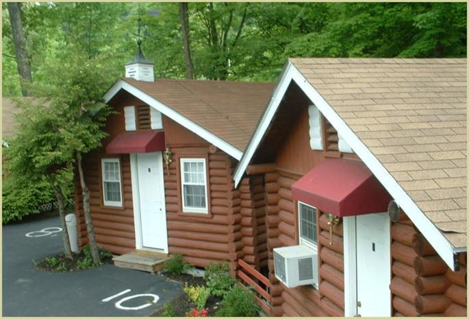 Seven Dwarfs Motel&Cabins Lake George Buitenkant foto