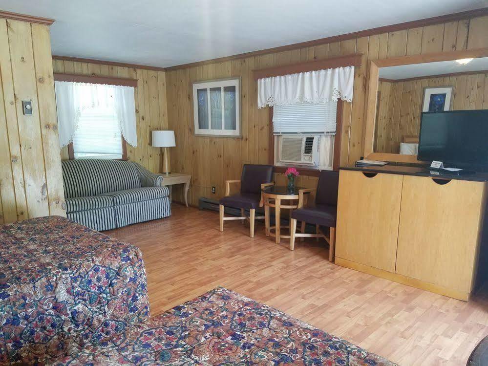 Seven Dwarfs Motel&Cabins Lake George Buitenkant foto